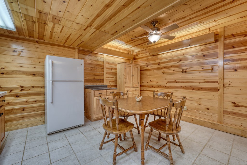 317 Collins Creek Road Hiawassee, GA 30546 - Photo 33 of 75