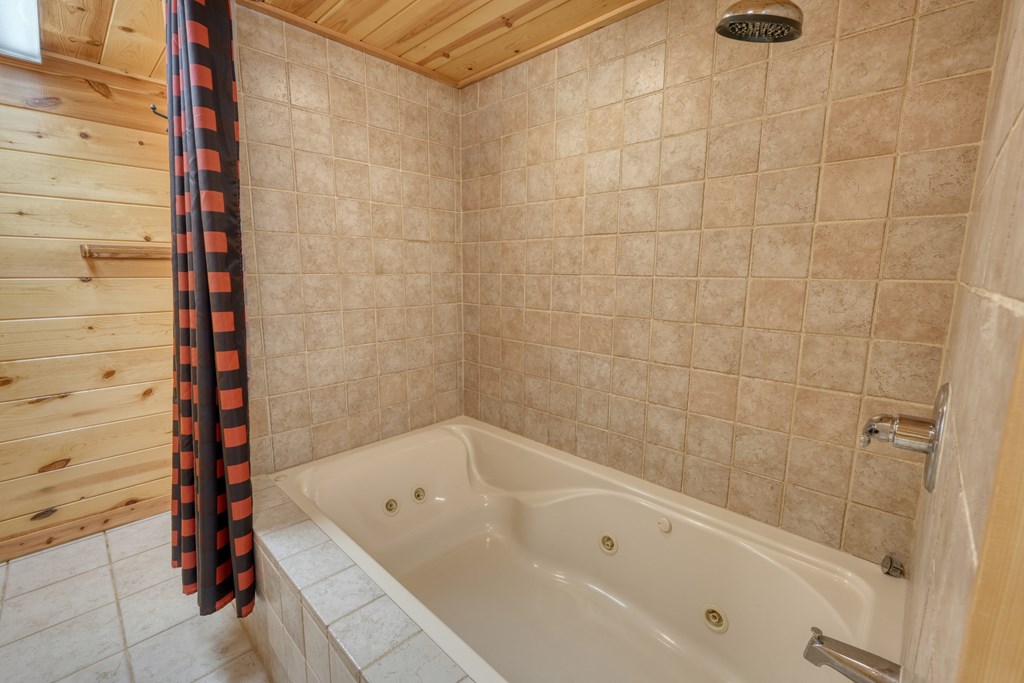 317 Collins Creek Road Hiawassee, GA 30546 - Photo 38 of 75