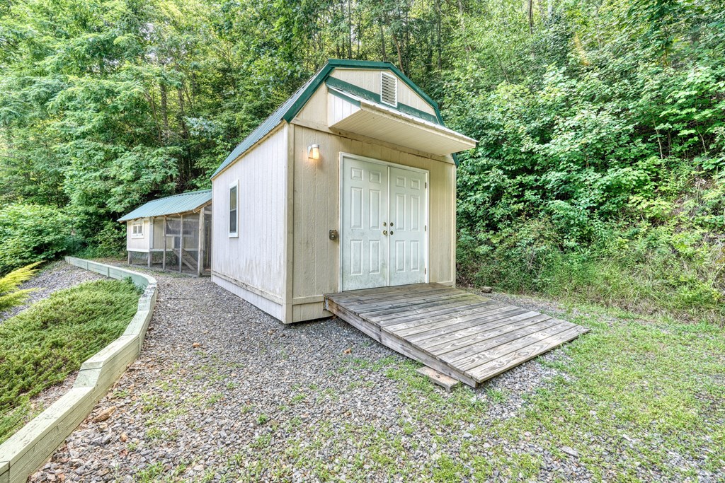 317 Collins Creek Road Hiawassee, GA 30546 - Photo 67 of 75