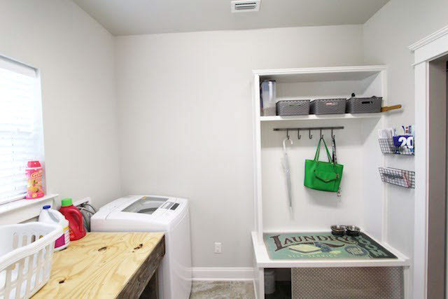 9463 Autauga Bend Daphne, AL 36526 - Photo 21 of 25 Laundry/Mud Room