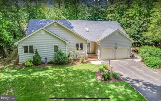 $499,900 | 22781 Holly Way West, Lewes, DE 19958