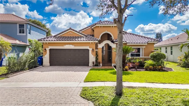$780,000 | 2791 Southwest 190th Avenue, Miramar, FL 33029