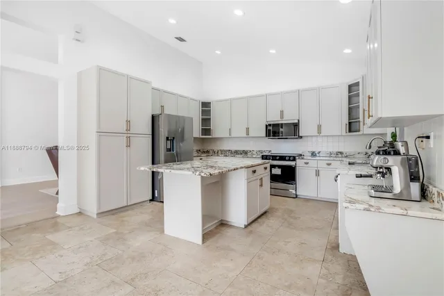 $780,000 | 2791 Southwest 190th Avenue, Miramar, FL 33029