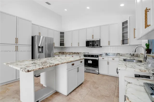 $780,000 | 2791 Southwest 190th Avenue, Miramar, FL 33029