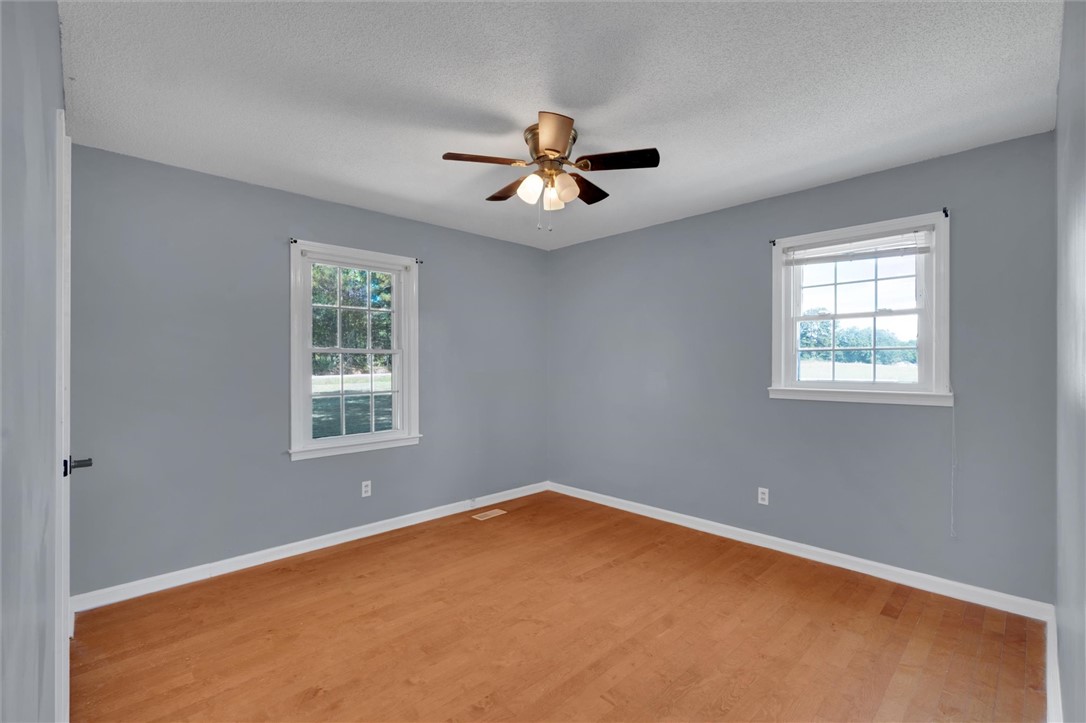 221 Odell Road Liberty, SC 29657 - Photo 20 of 24