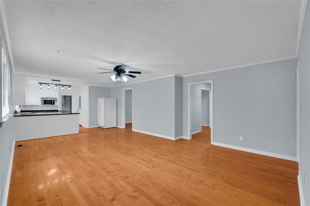 221 Odell Road Liberty, SC 29657 - Photo 8 of 24