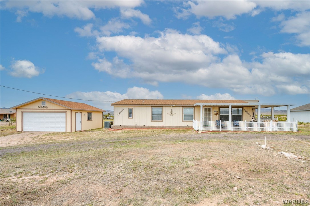 4795 Elfrida Road Golden Valley, AZ 86413 - Photo 5 of 44