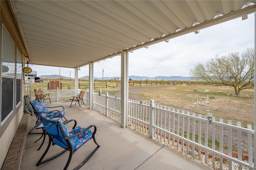 4795 Elfrida Road Golden Valley, AZ 86413 - Photo 10 of 44