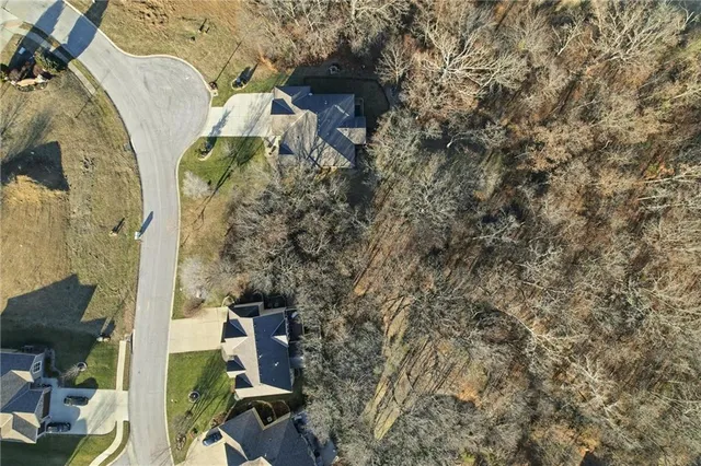 $61,000 | 1934 Edgewood Drive, Leavenworth, KS 66048