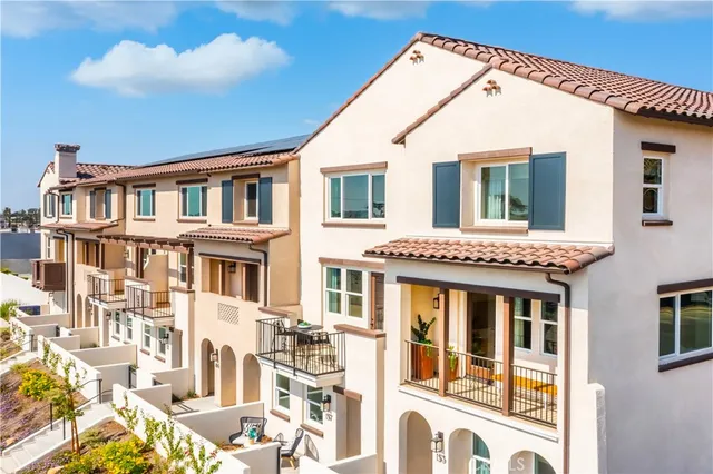 $690,990 | 230 Stillwater Lane, Claremont, CA 91711