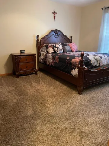 $2,300 | 316 Tall Grass Drive, Harvard, IL 60033