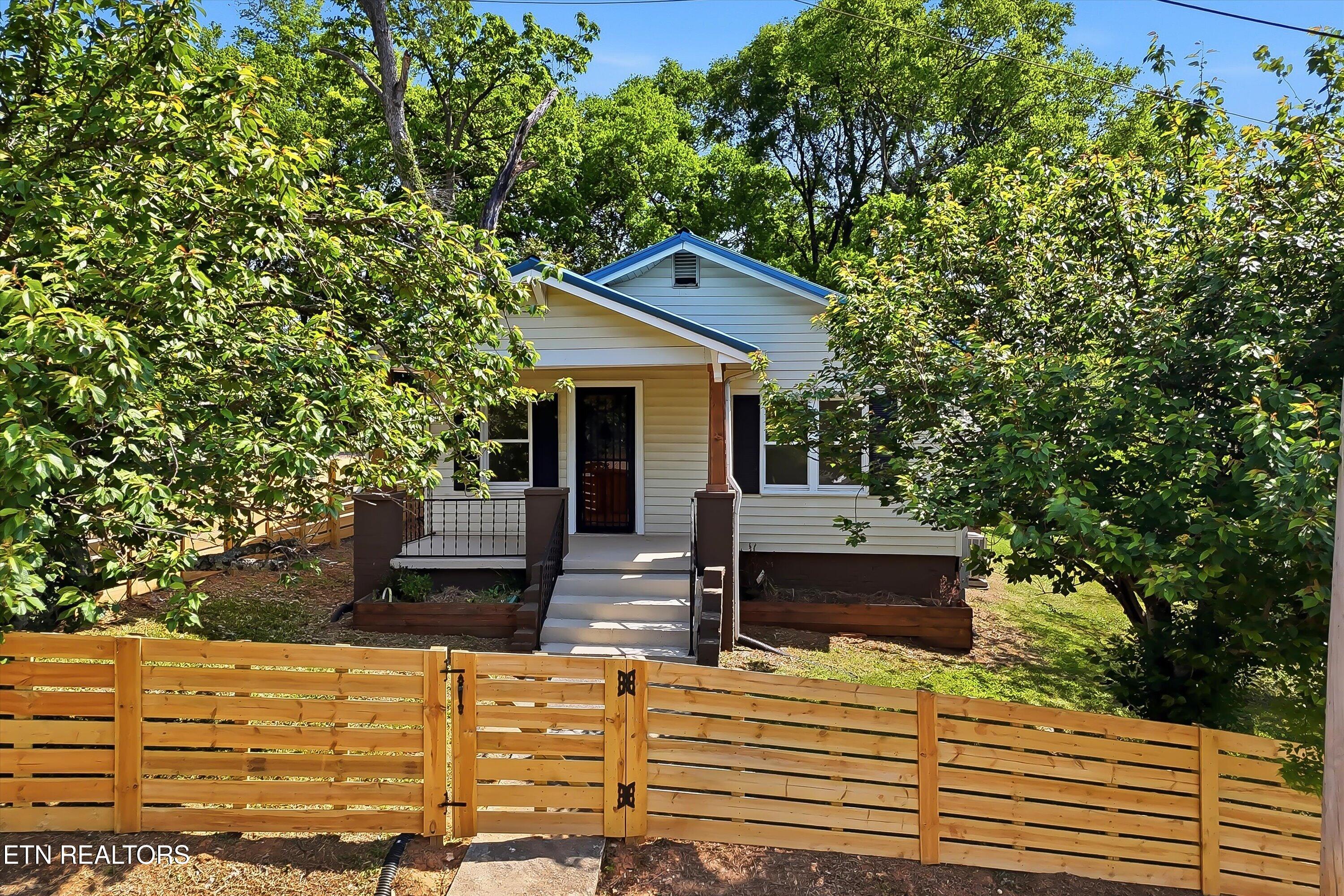 910 Reed Street Knoxville, TN 37921 - Photo 7 of 44 01-910 Reed St-1
