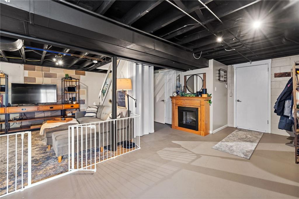1075 Fiddleback Drive McKees Rocks, PA 15136 - Photo 24 of 34 a view of living room with furniture and fireplace