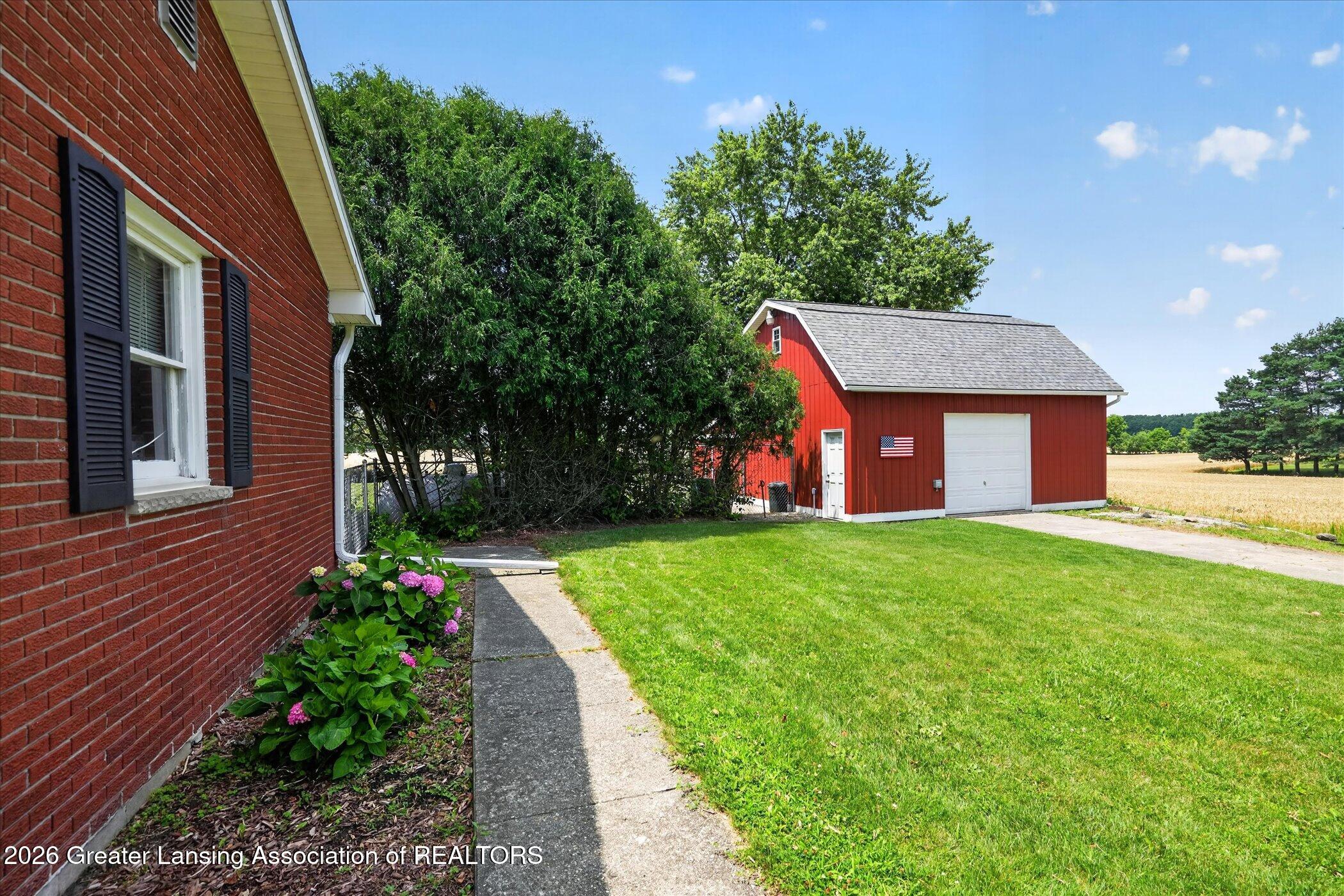 11892 South Wright Road Eagle, MI 48822 - Photo 53 of 67 56-11892-S-Wright-Rd-Eagle-WindowStill