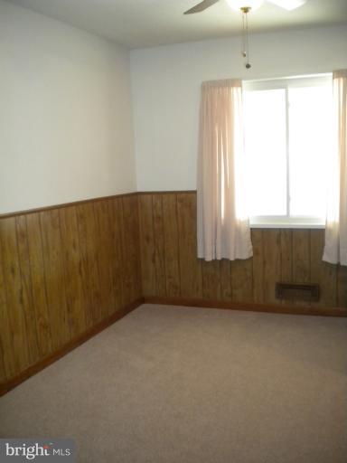 8028 Wallace Road Dundalk, MD 21222 - Photo 24 of 29 Dining Room