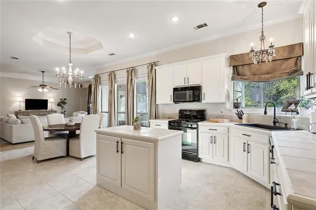 $2,800 | 236 Highland Drive, Mandeville, LA 70471