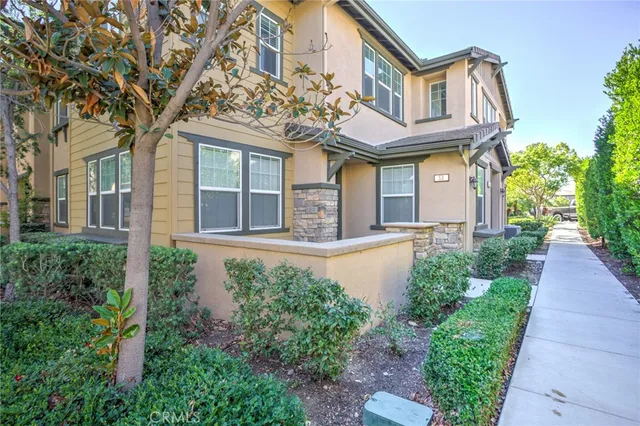 $2,980 | 16001 Chase Road, Unit 53, Fontana, CA 92336