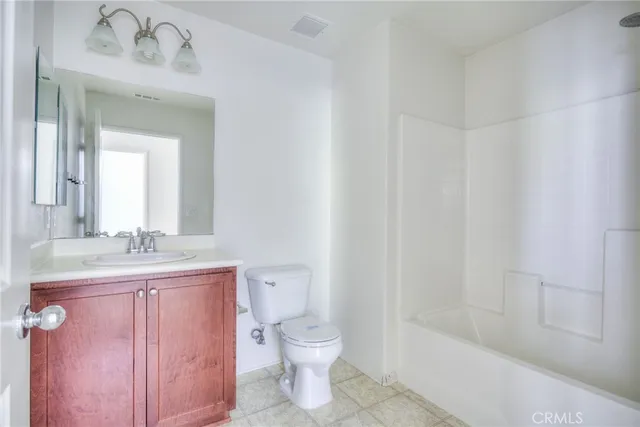 $2,980 | 16001 Chase Road, Unit 53, Fontana, CA 92336