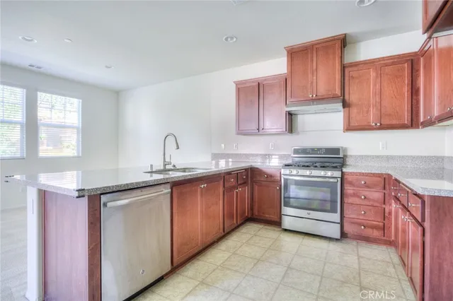 $2,980 | 16001 Chase Road, Unit 53, Fontana, CA 92336