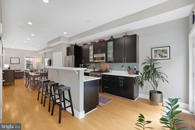 $1,070,000 | 1412 5th Street Northwest, Unit 301, Washington, DC 20001