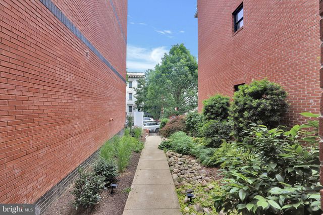 $1,070,000 | 1412 5th Street Northwest, Unit 301, Washington, DC 20001