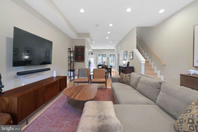 $1,070,000 | 1412 5th Street Northwest, Unit 301, Washington, DC 20001