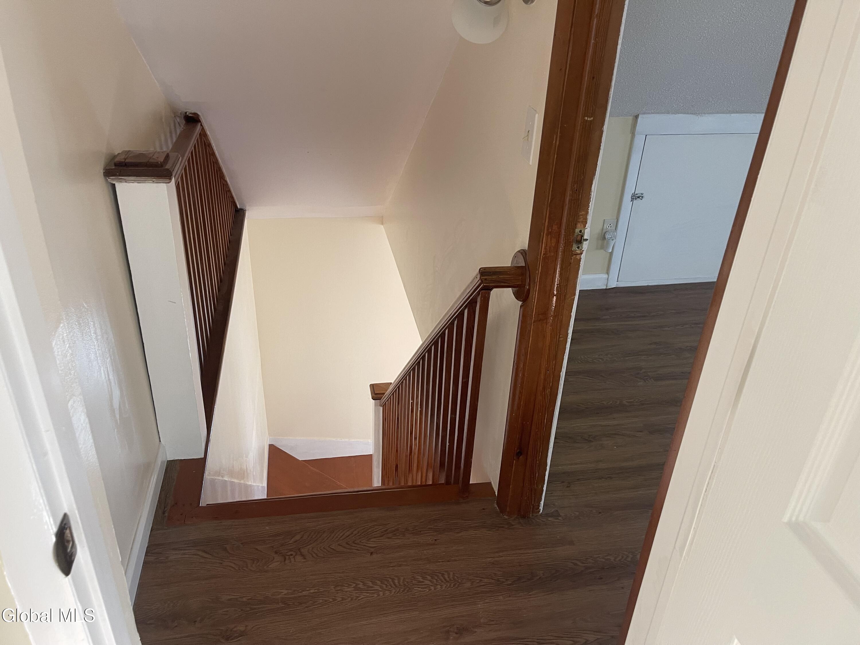 209 Edward Street Schenectady, NY 12304 - Photo 21 of 25 IMG_7588