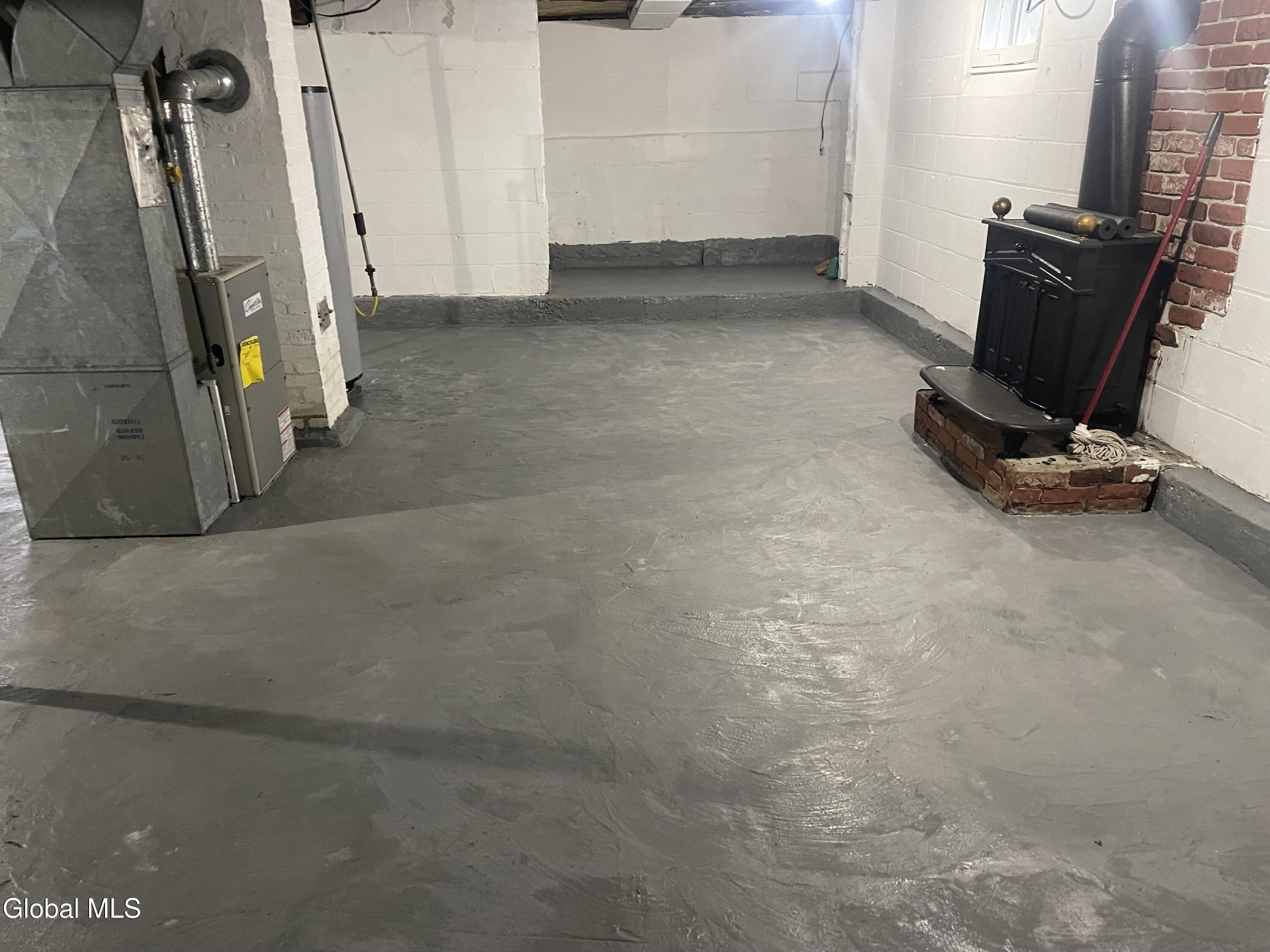 209 Edward Street Schenectady, NY 12304 - Photo 23 of 25 IMG_7621