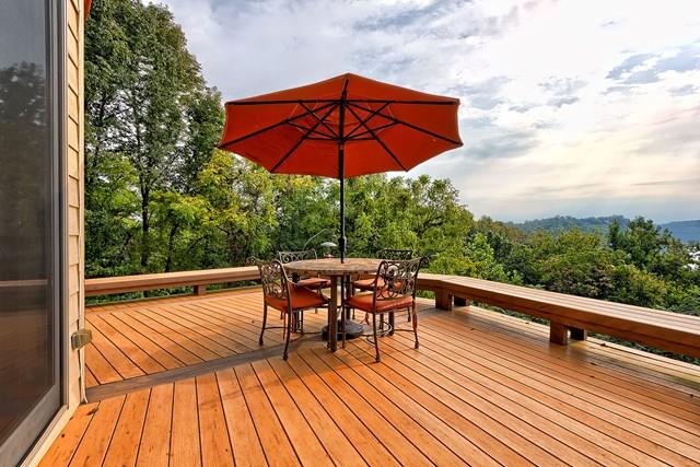 892 Cunningham Lane Baxter, TN 38544 - Photo 19 of 28 swimming pool view with a seating space