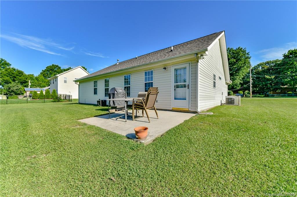 4107 Fincher Road, Unit AP4 Matthews, NC 28104 - Photo 17 of 19 Gallery Image 17