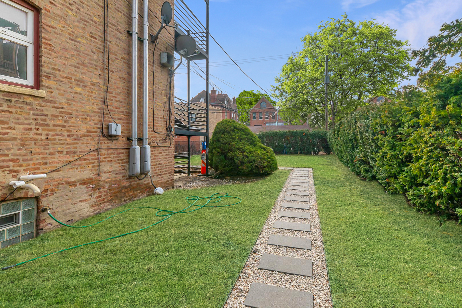 1303 West Flournoy Street, Unit 2R Chicago, IL 60607 - Photo 12 of 14