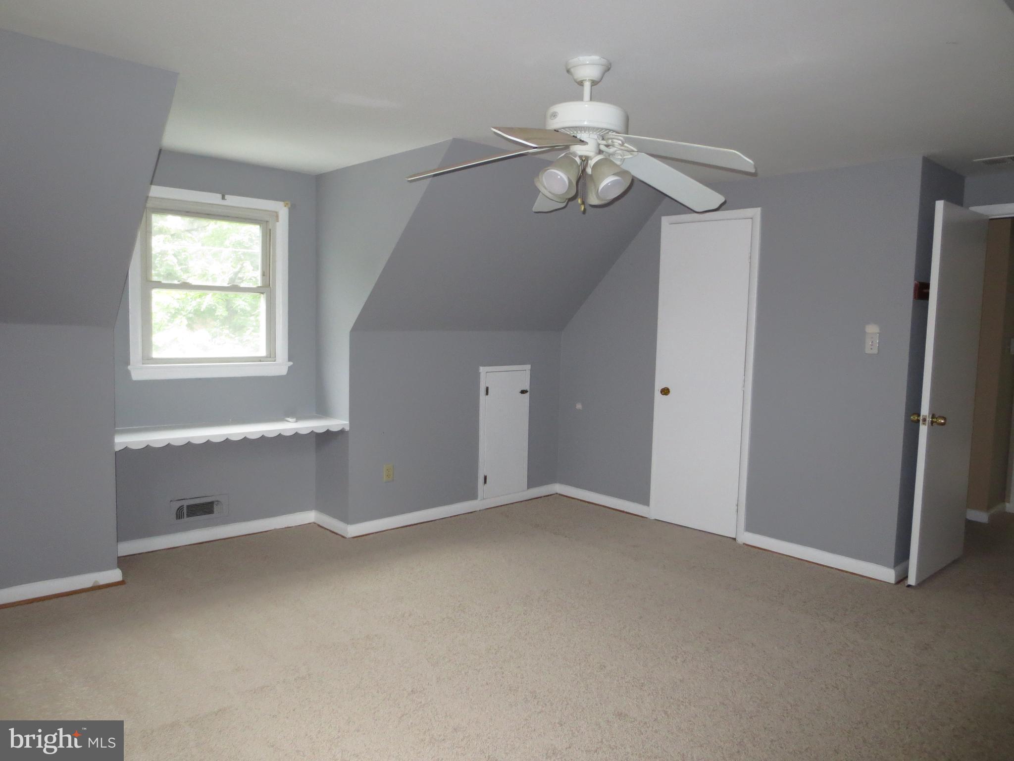 3705 May Street Silver Spring, MD 20906 - Photo 11 of 27 Upper level 3rd bedroom