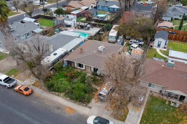 $325,000 | 2309 Haddon Avenue, Modesto, CA 95354