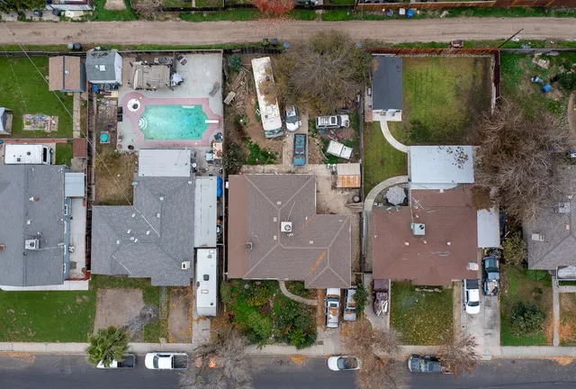 $325,000 | 2309 Haddon Avenue, Modesto, CA 95354