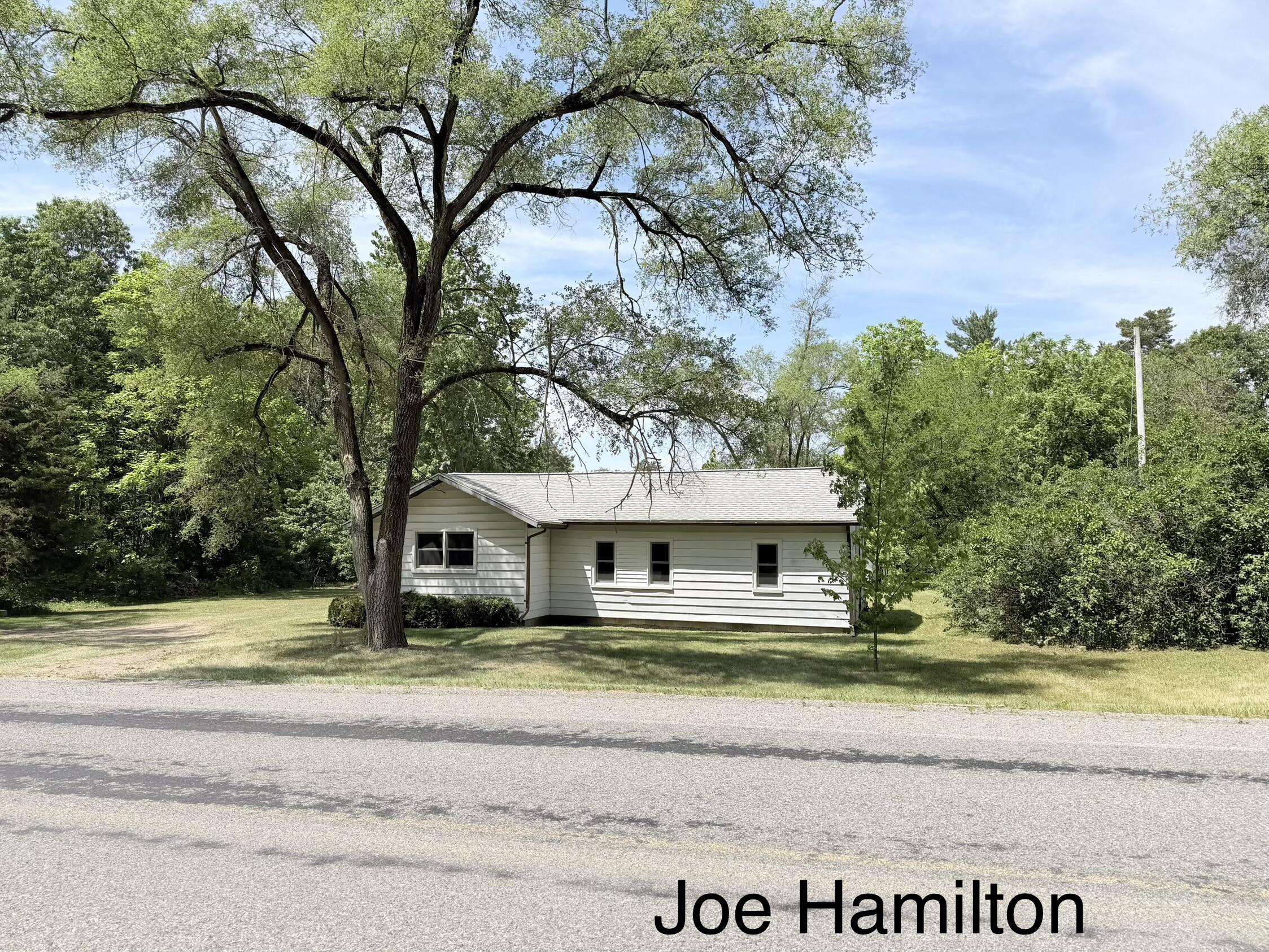 391 North Briggs Road Middleville, MI 49333 - Photo 2 of 18 IMG_3422