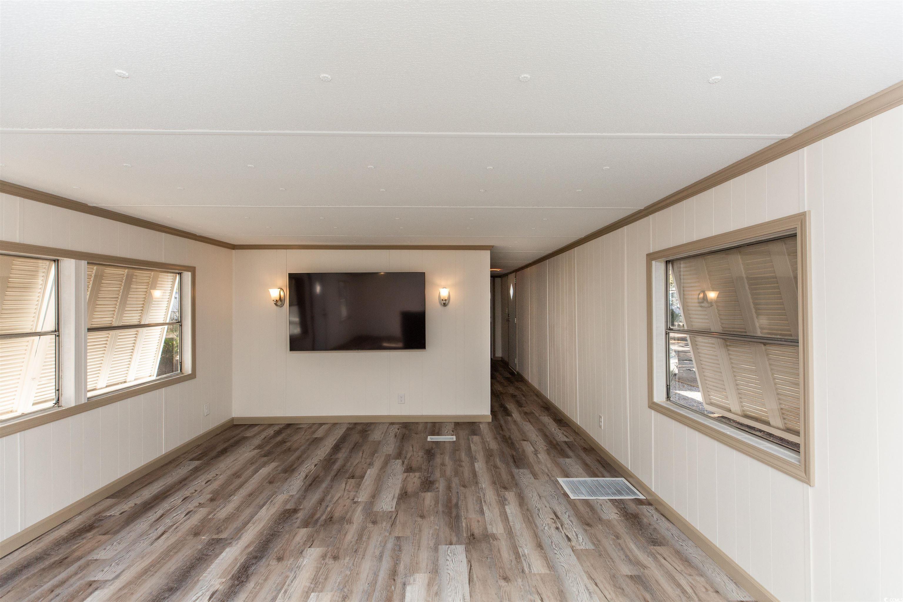 321 Yucca Circle Murrells Inlet, SC 29576 - Photo 13 of 27 Gallery Image 13