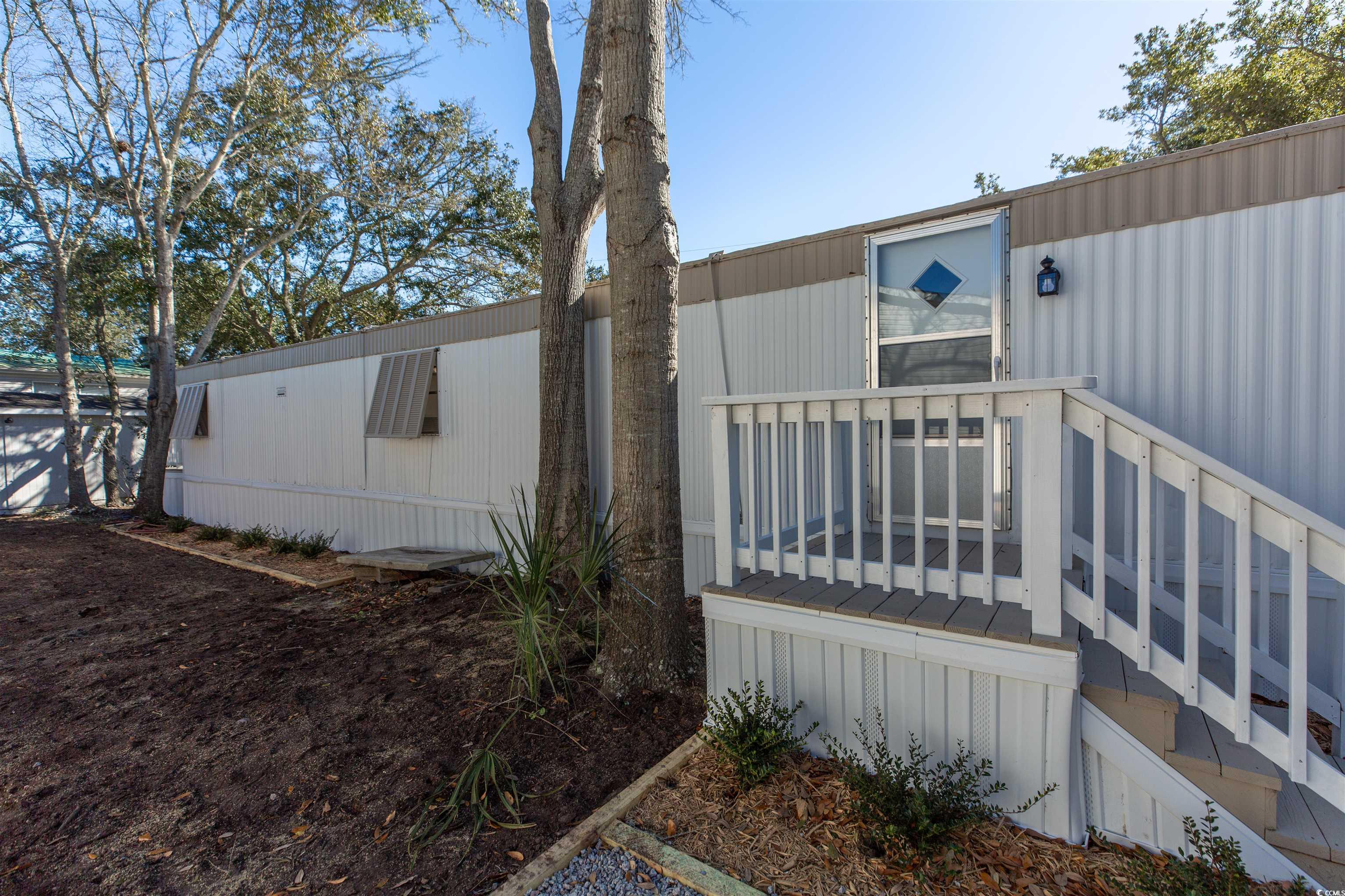 321 Yucca Circle Murrells Inlet, SC 29576 - Photo 6 of 27 Gallery Image 6