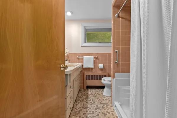 $875,000 | 21 Michael Road, Beverly, MA 01915