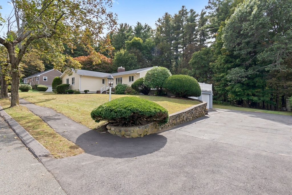 21 Michael Road Beverly, MA 01915 - Photo 33 of 36