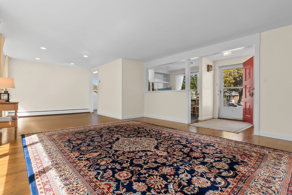 21 Michael Road Beverly, MA 01915 - Photo 7 of 36