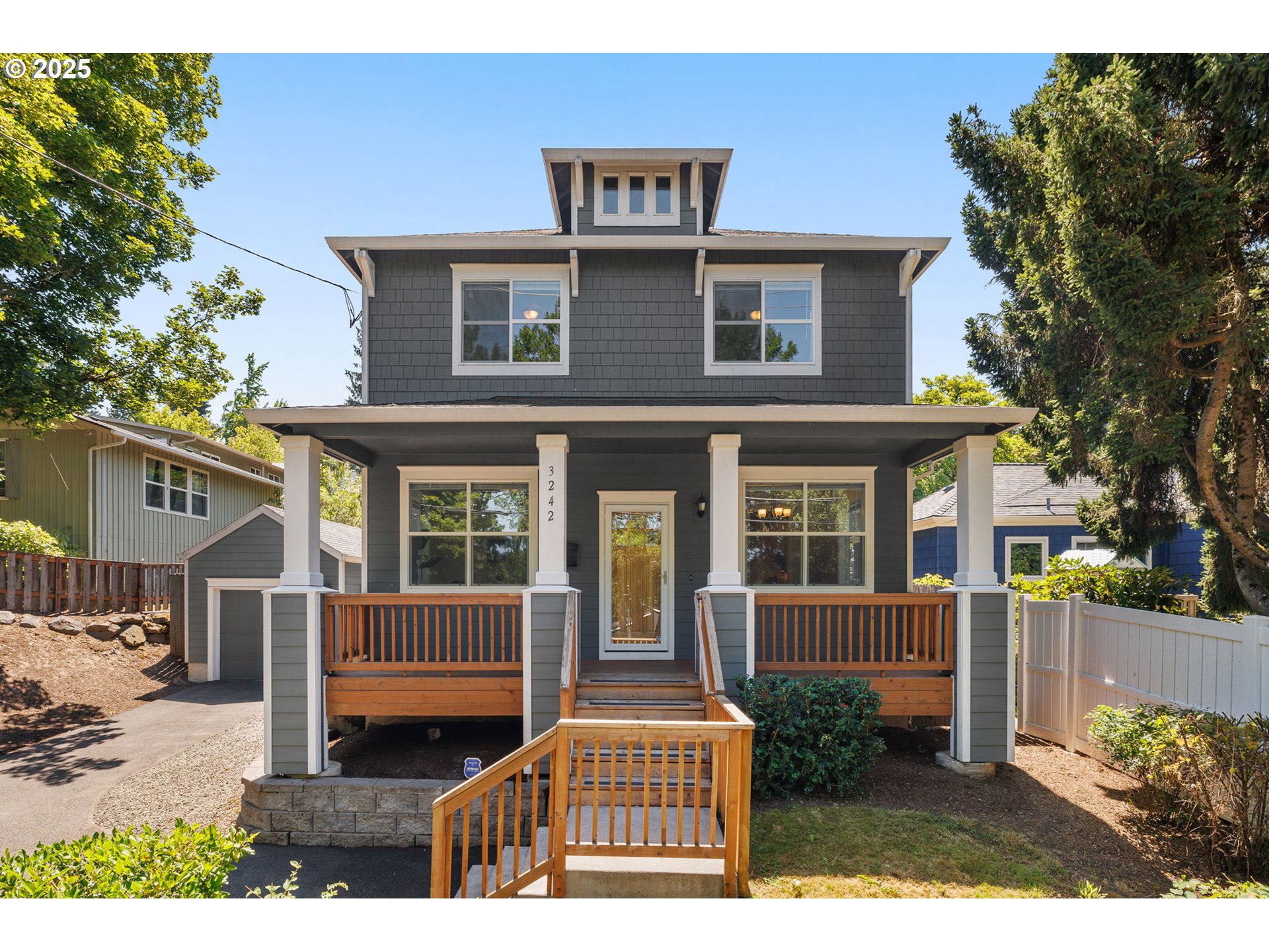 3242 Southwest Vermont Street Portland, OR 97219 - Photo 1 of 38 Gallery Image 1