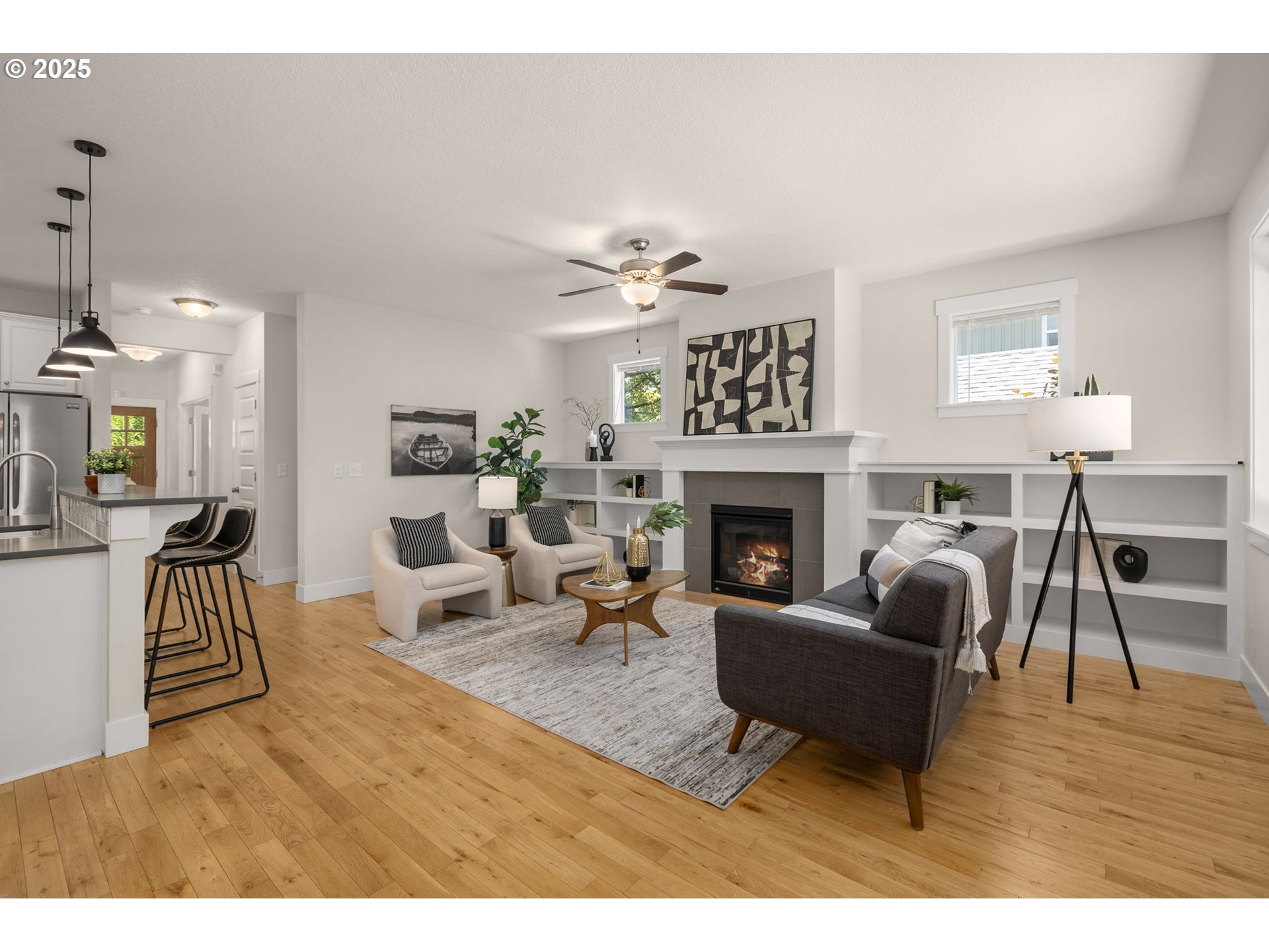 3242 Southwest Vermont Street Portland, OR 97219 - Photo 12 of 38 Living Room