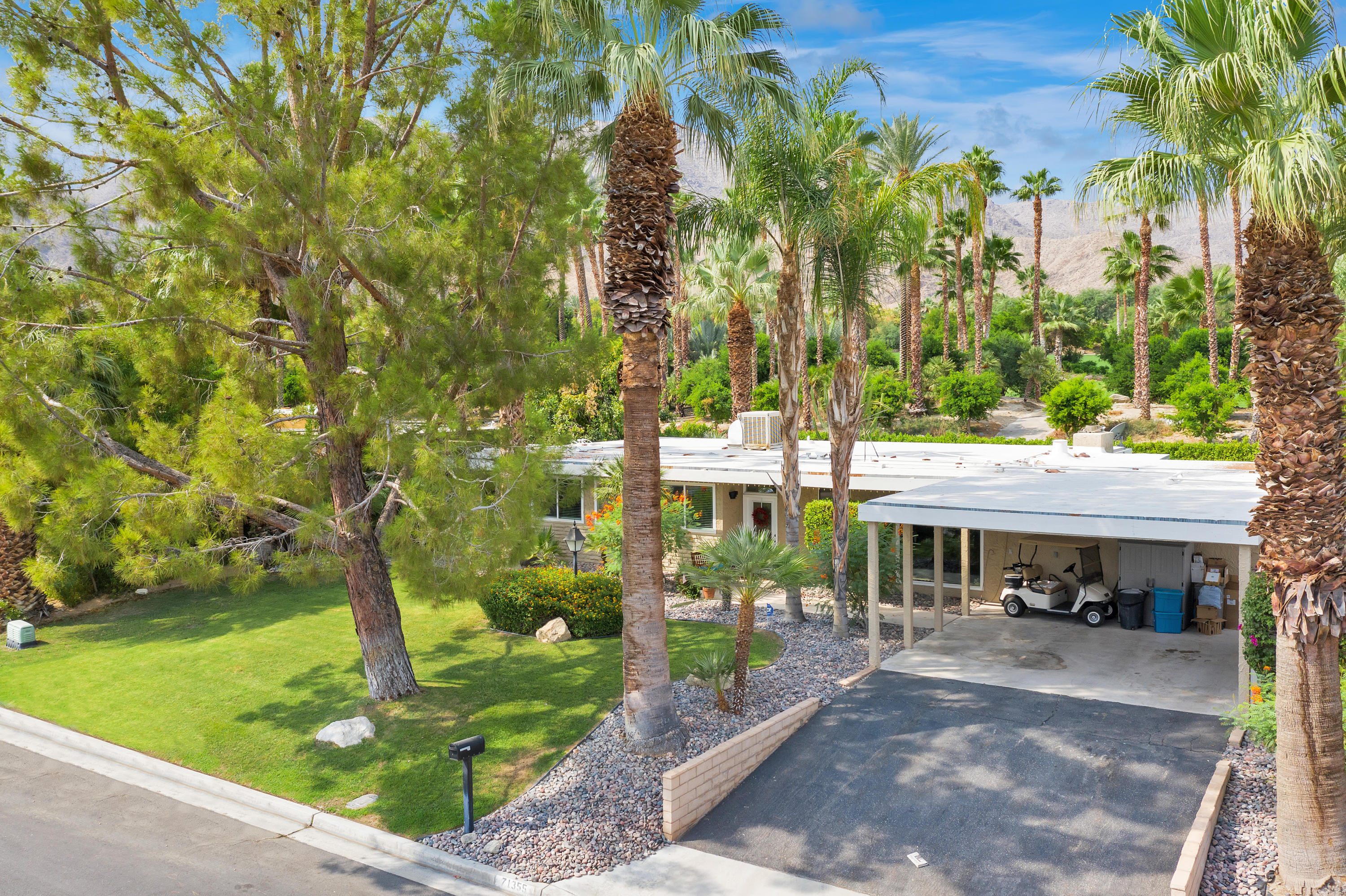 71355 Halgar Road Rancho Mirage, CA 92270 - Photo 5 of 37 Photo-4