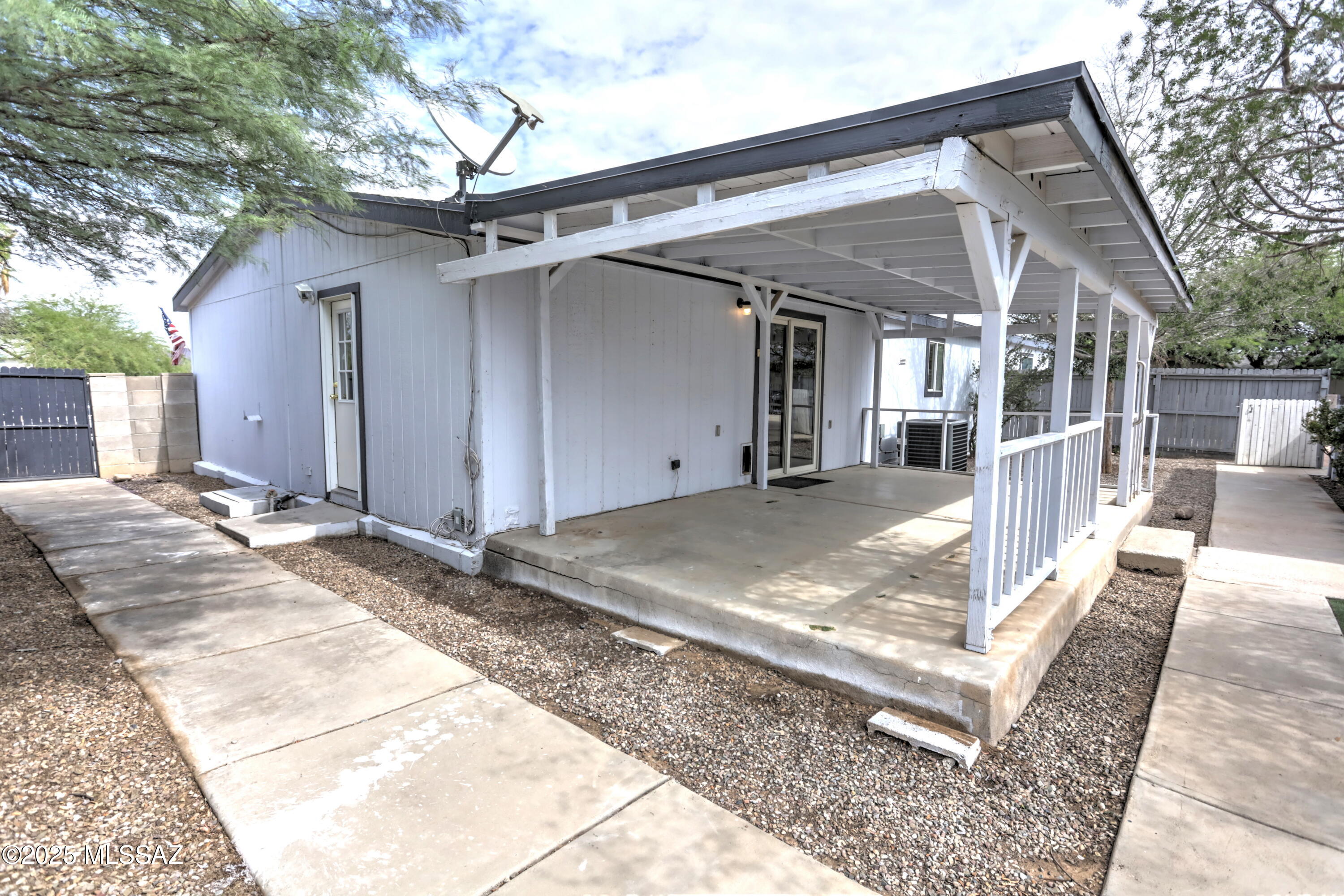 5346 South Lemon Tree Drive Tucson, AZ 85757 - Photo 7 of 29 10