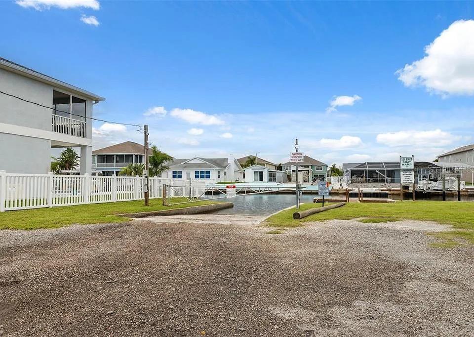 8149 Gulf Way Hudson, FL 34667 - Photo 11 of 12
