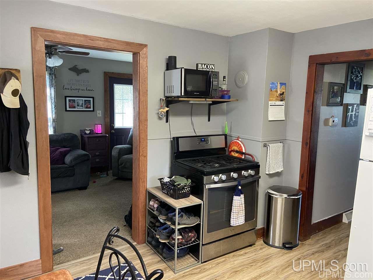 301 Elm Street Ishpeming, MI 49849 - Photo 7 of 32