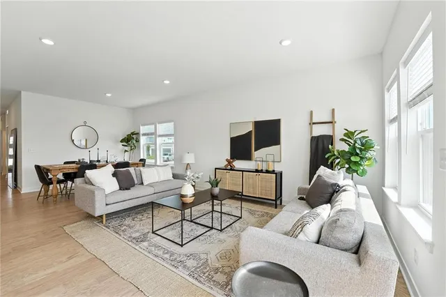 $349,579 | 1206 Southeast Windbreak Drive, Lee's Summit, MO 64081