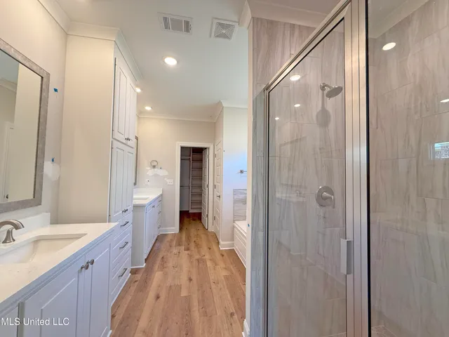 $355,500 | 204 Wethersfield Drive, Florence, MS 39073