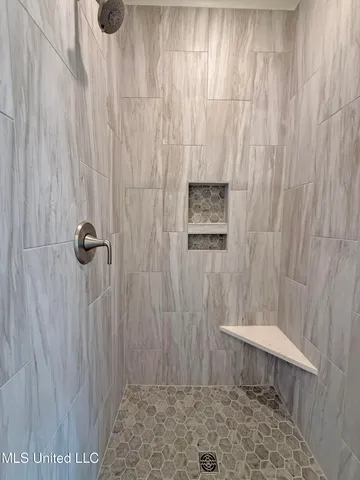 $355,500 | 204 Wethersfield Drive, Florence, MS 39073