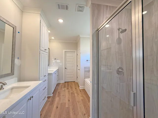 $355,500 | 204 Wethersfield Drive, Florence, MS 39073